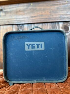 YETI Daytrip® Navy Lunch Box